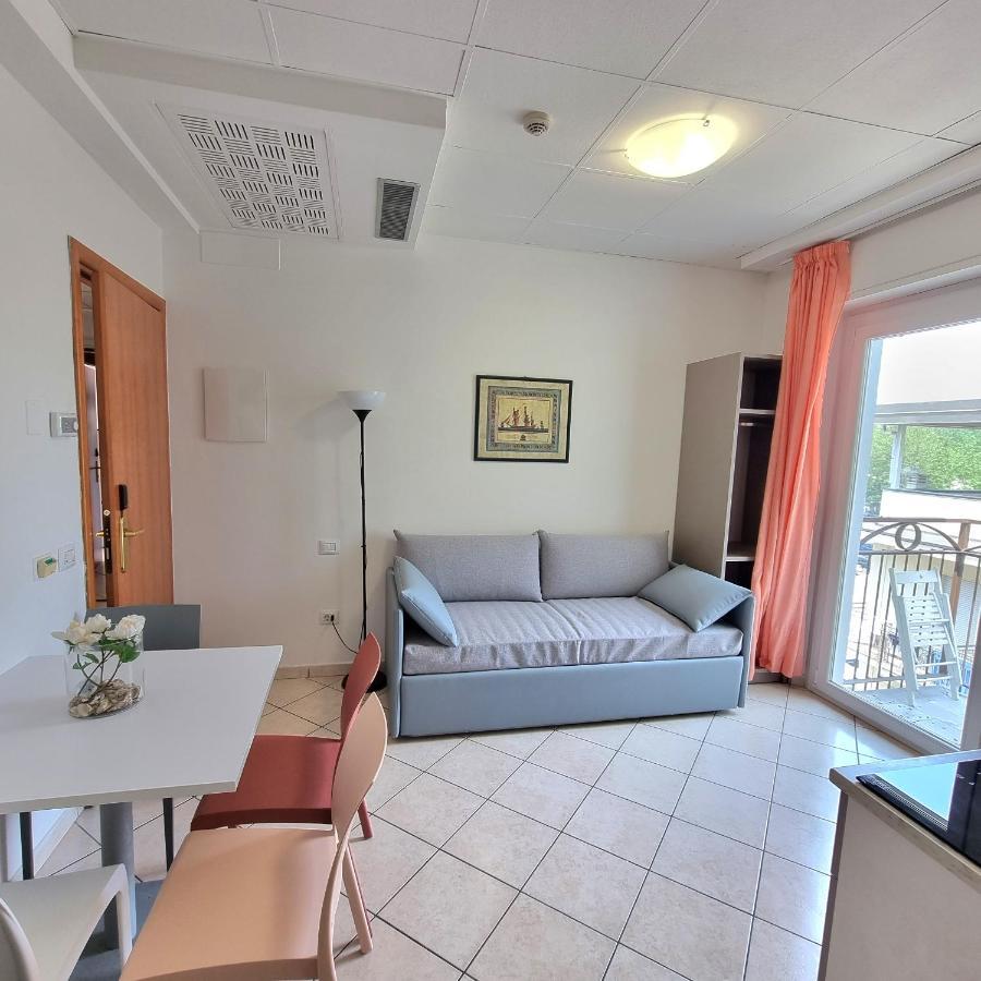 Marè Aparthotel 3*